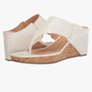 Adrienne Vittadini Cream Wedge Sandals 8.5 Women’s Patent Leather